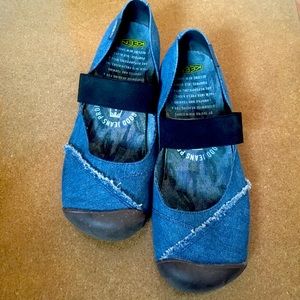 Keen denim shoes